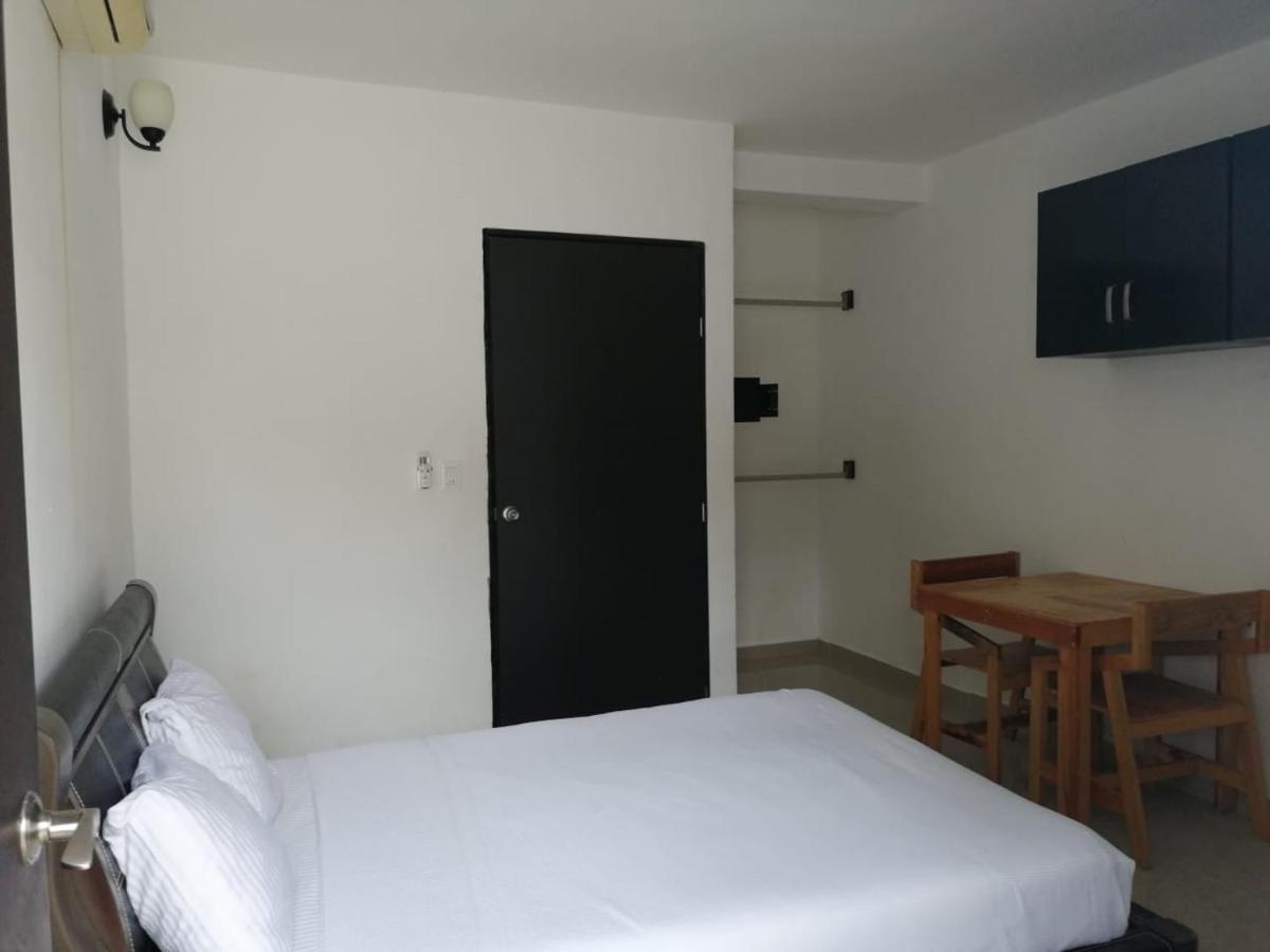 Calle 22 By 770 Apartments Playa del Carmen Exterior photo